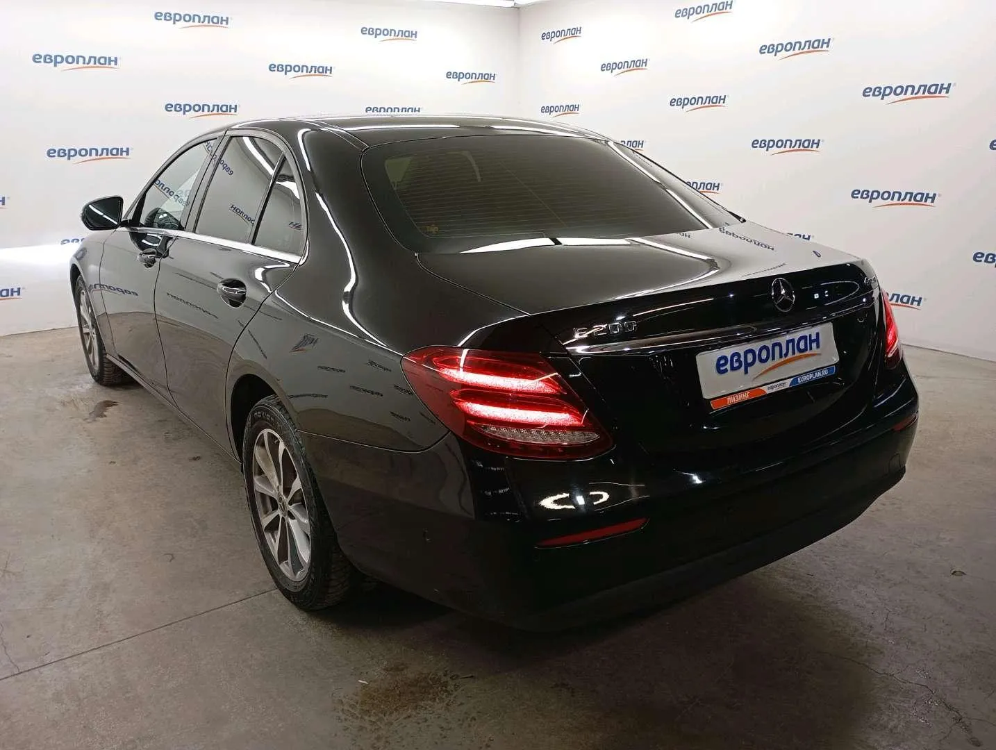 Mercedes-Benz E седан 200 полный привод Интеллиджент Драйв, фото 4