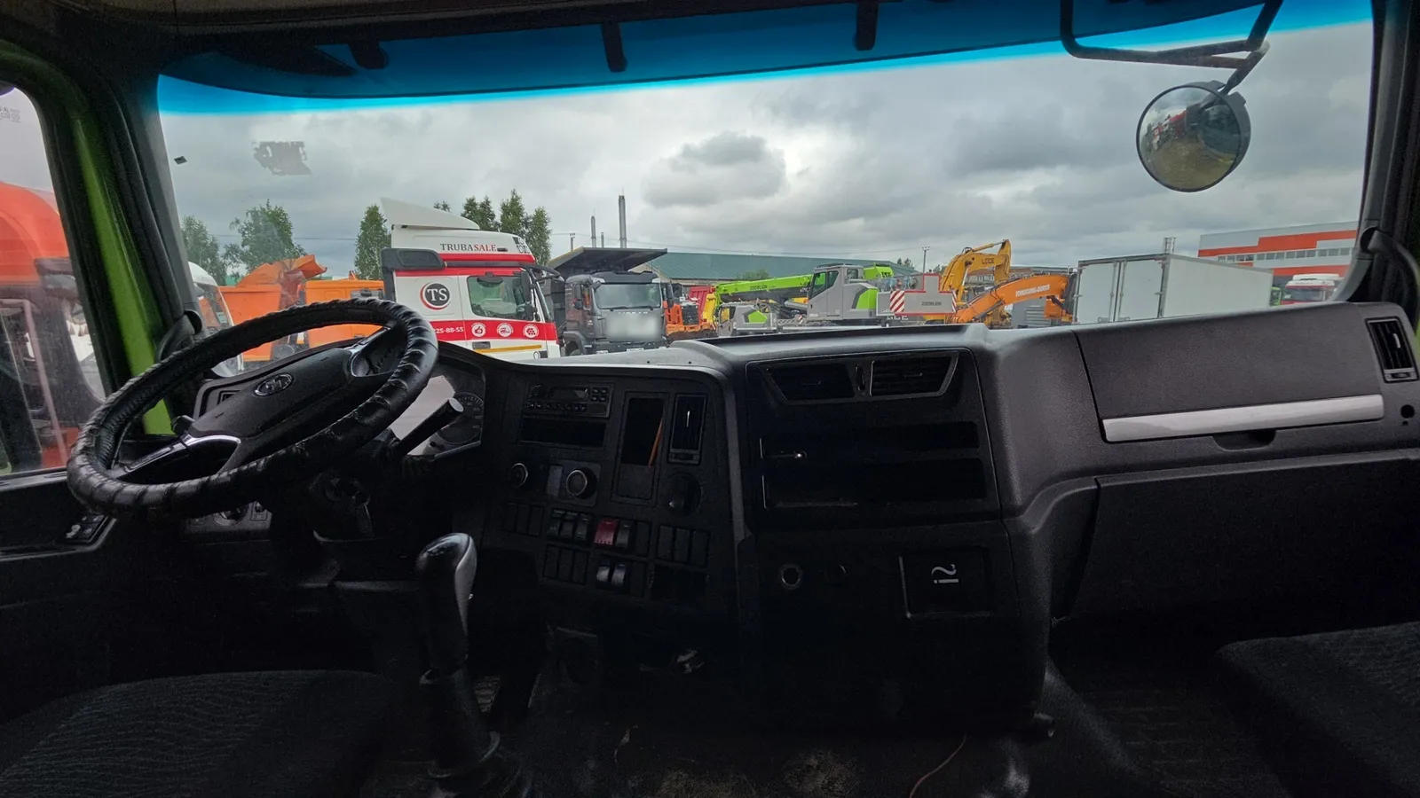 Shacman SX* 8x4 Самосвал, фото 5