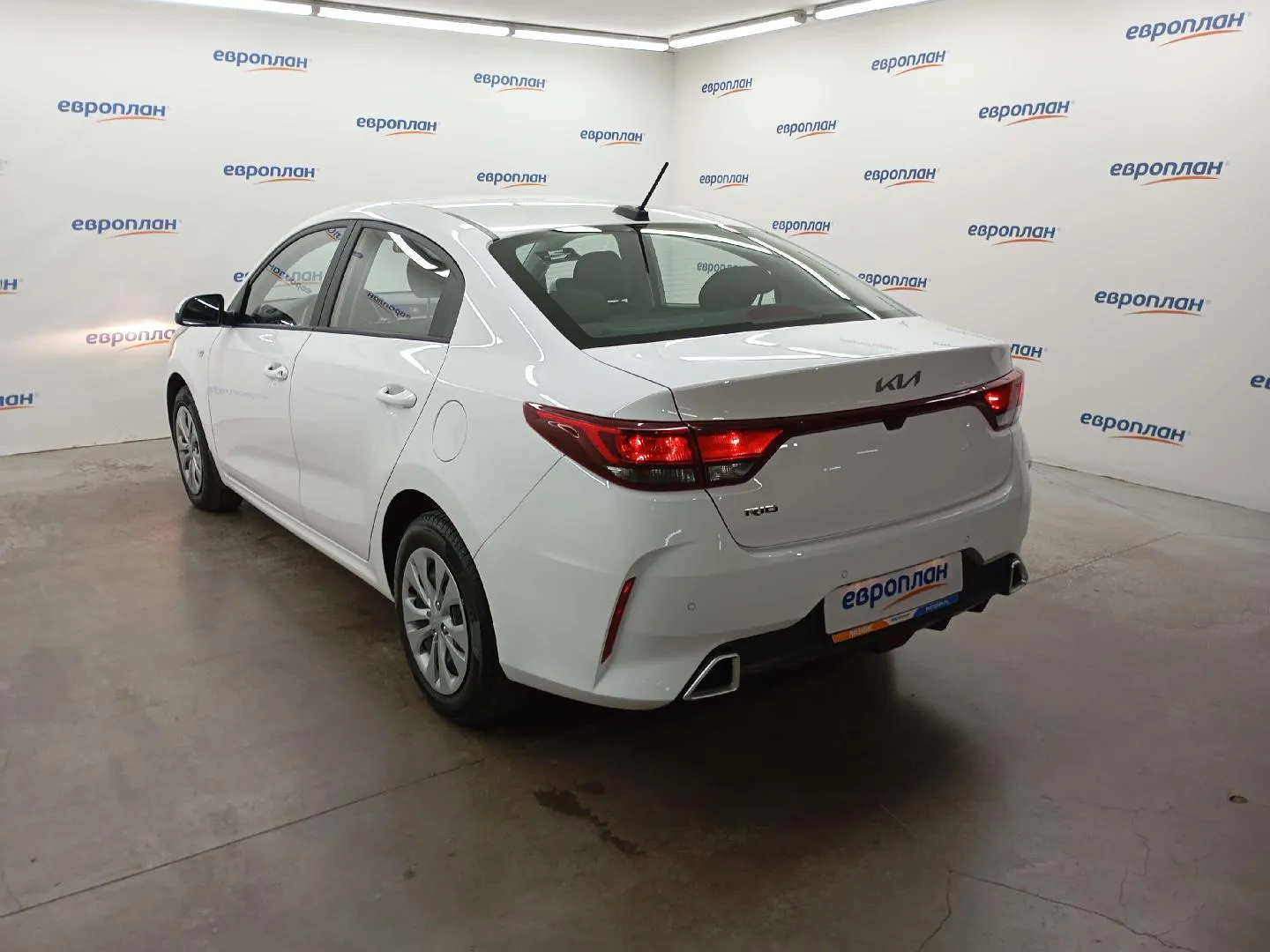 Kia Rio Люкс АВ 1.6 АТ, фото 4
