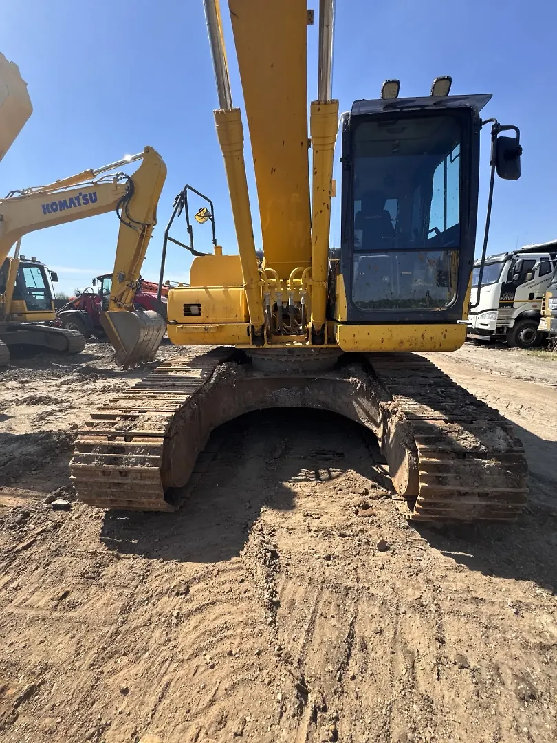 Komatsu PC 210 Экскаватор, фото 3