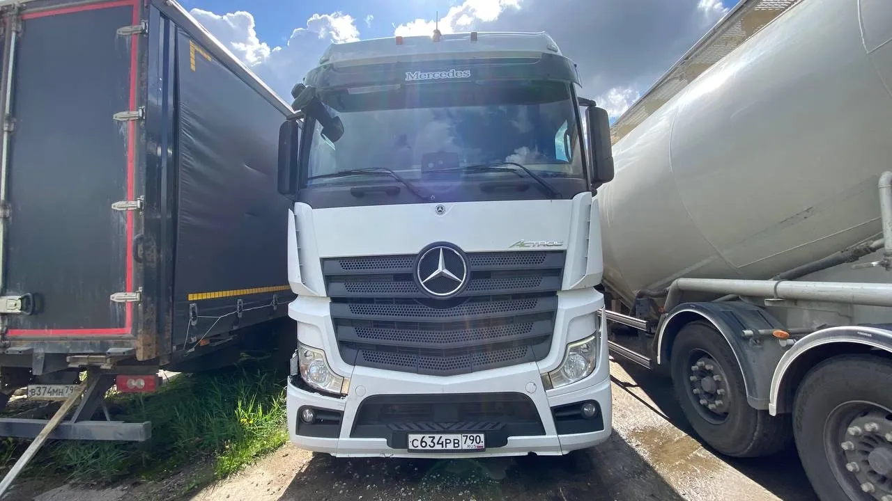 Mercedes-Benz Actros, фото 2