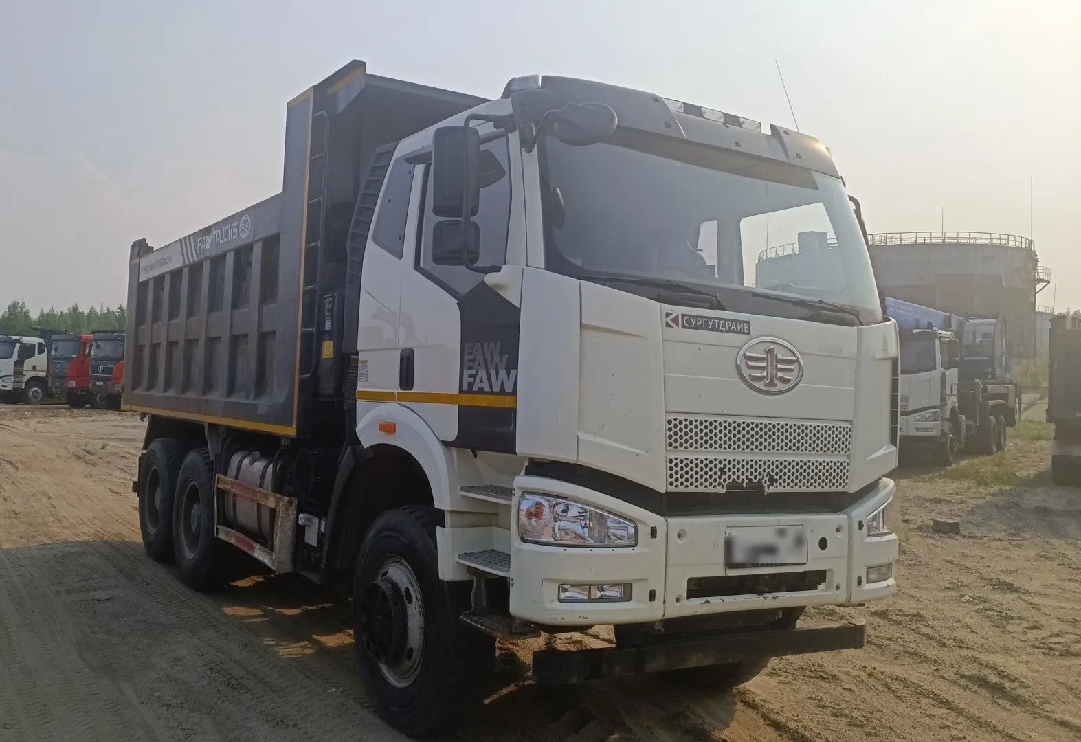 FAW J6* 6x6 Самосвал, фото 2