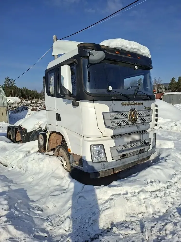 Shacman SX* 6x6 Седельный тягач, фото 2
