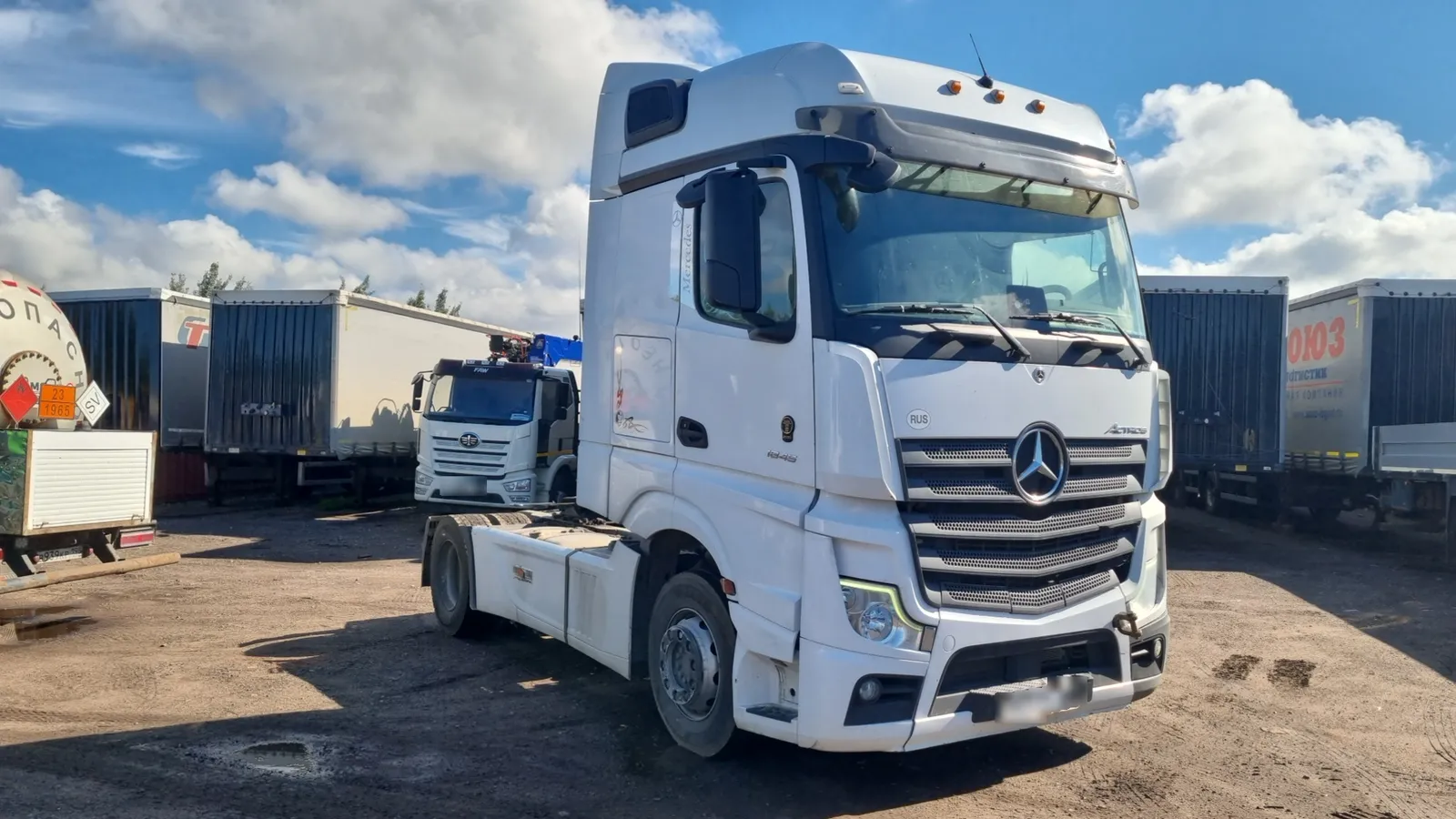 Mercedes-Benz Actros 4x2 Седельный тягач, фото 2