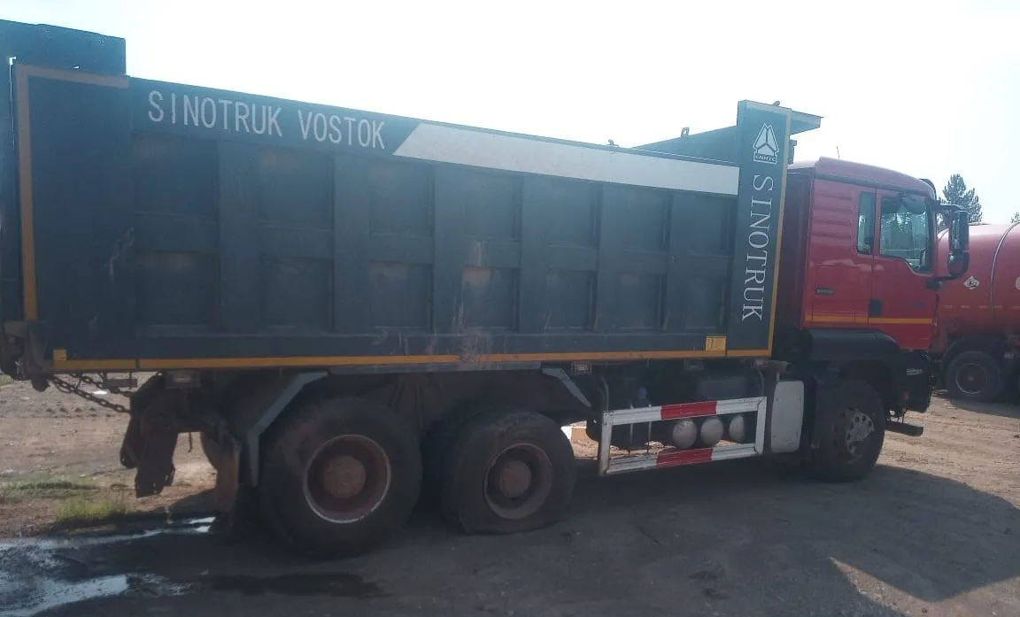 HOWO T5G 6x4 Самосвал, фото 3