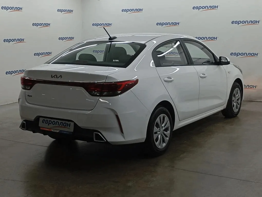 Kia Rio Комфорт 1.6 АТ, фото 3