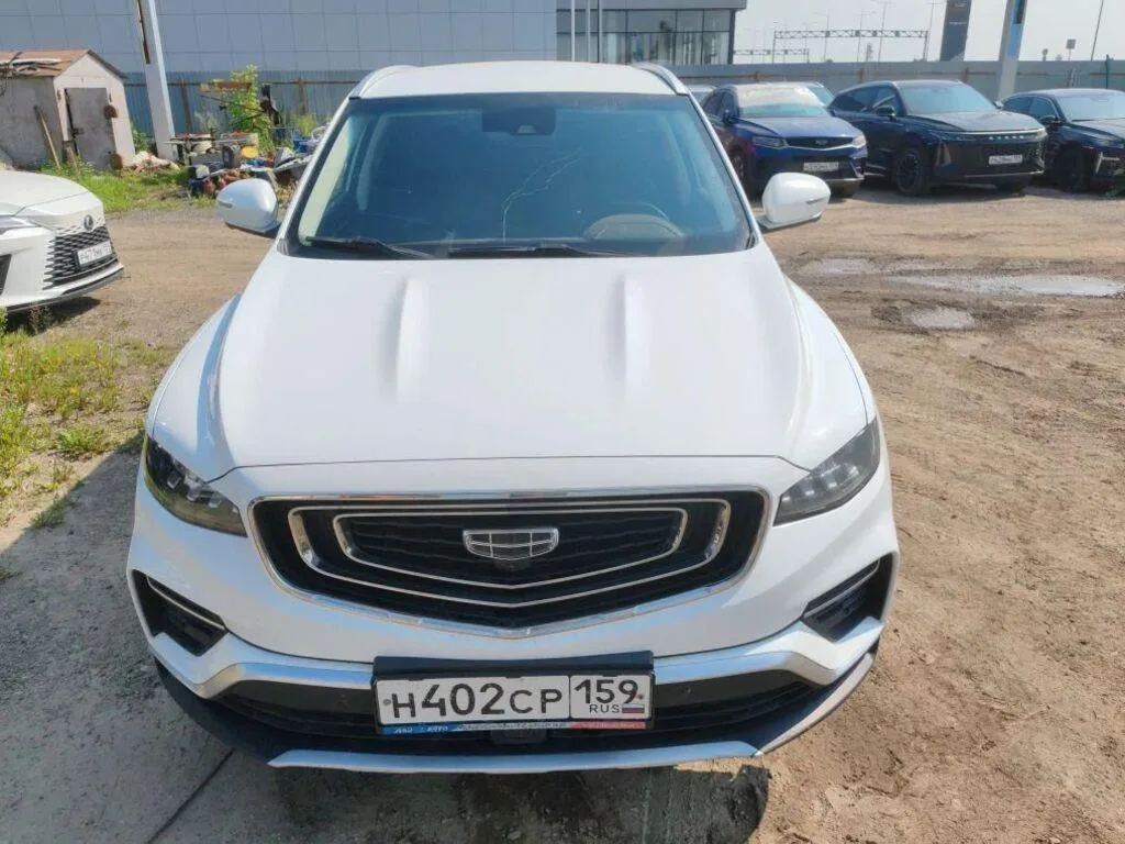 Geely COOLRAY, фото 2