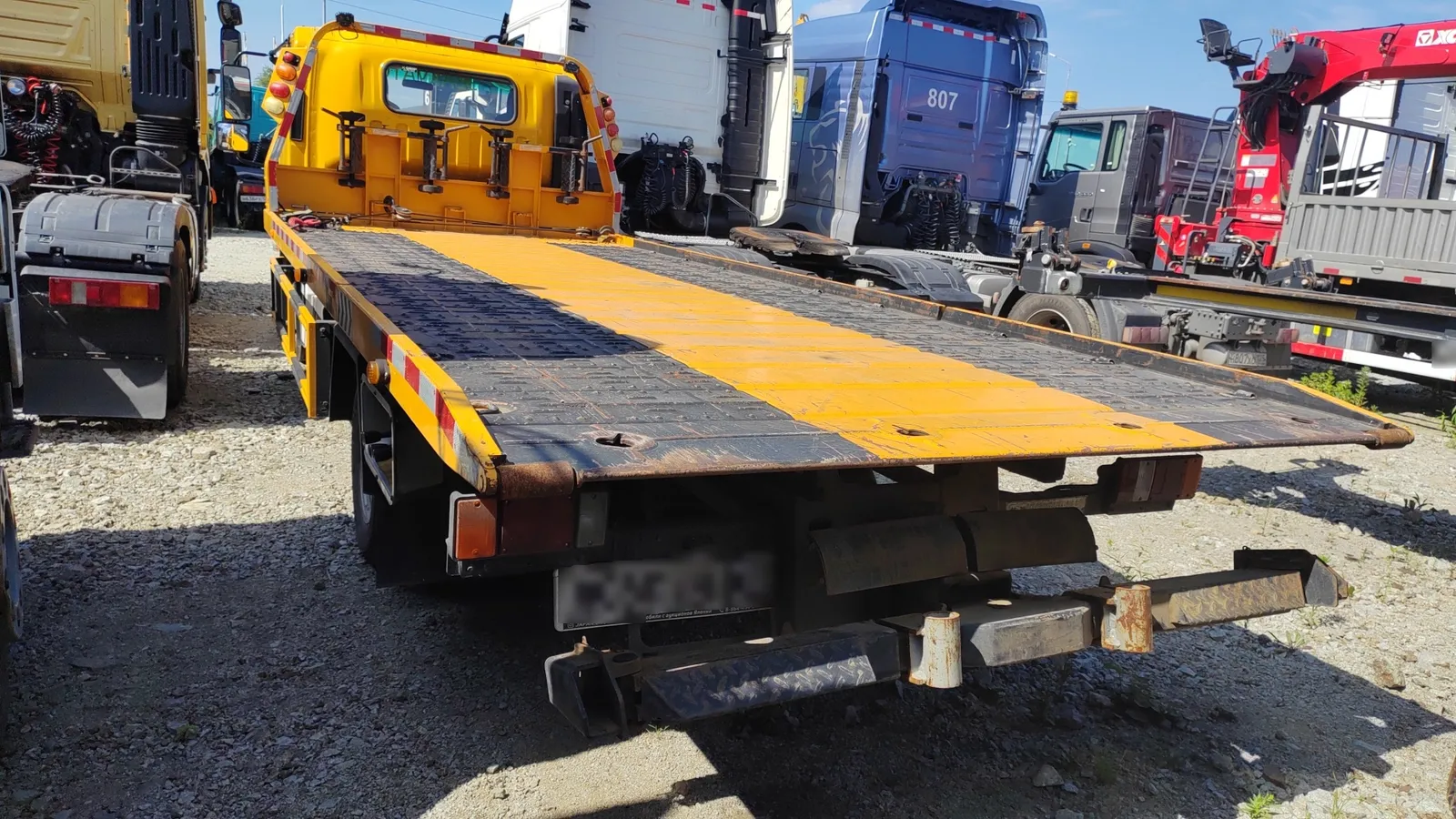ISUZU ELF 7.5 4x2 Эвакуатор, фото 4