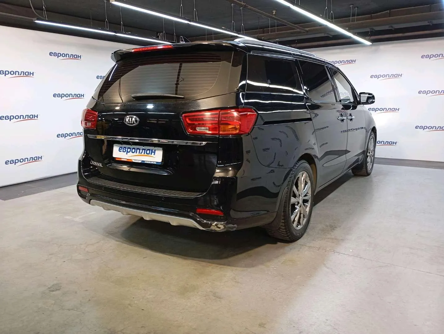 Kia Carnival Prestige 2.2 CRDI 8AT, фото 3