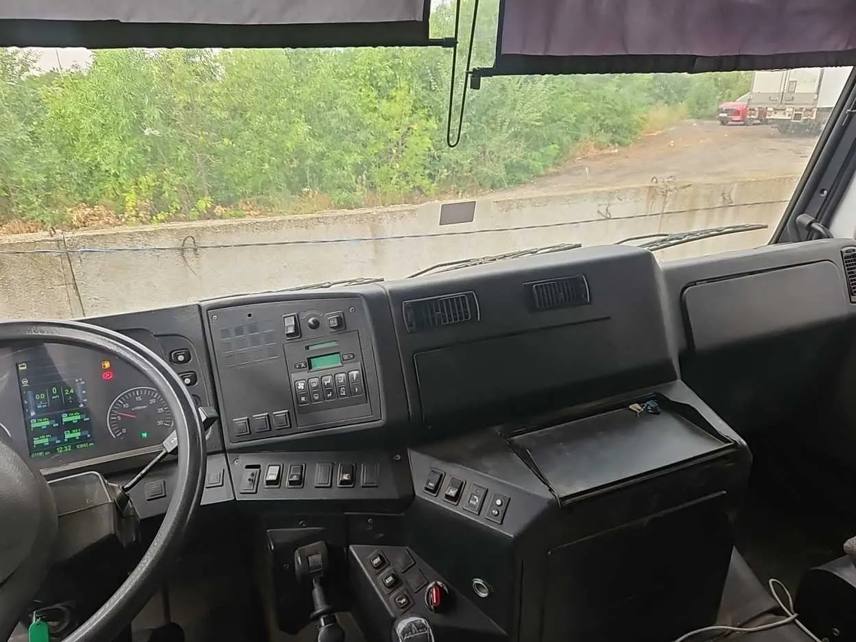 МАЗ 6516 8x4 Самосвал, фото 5