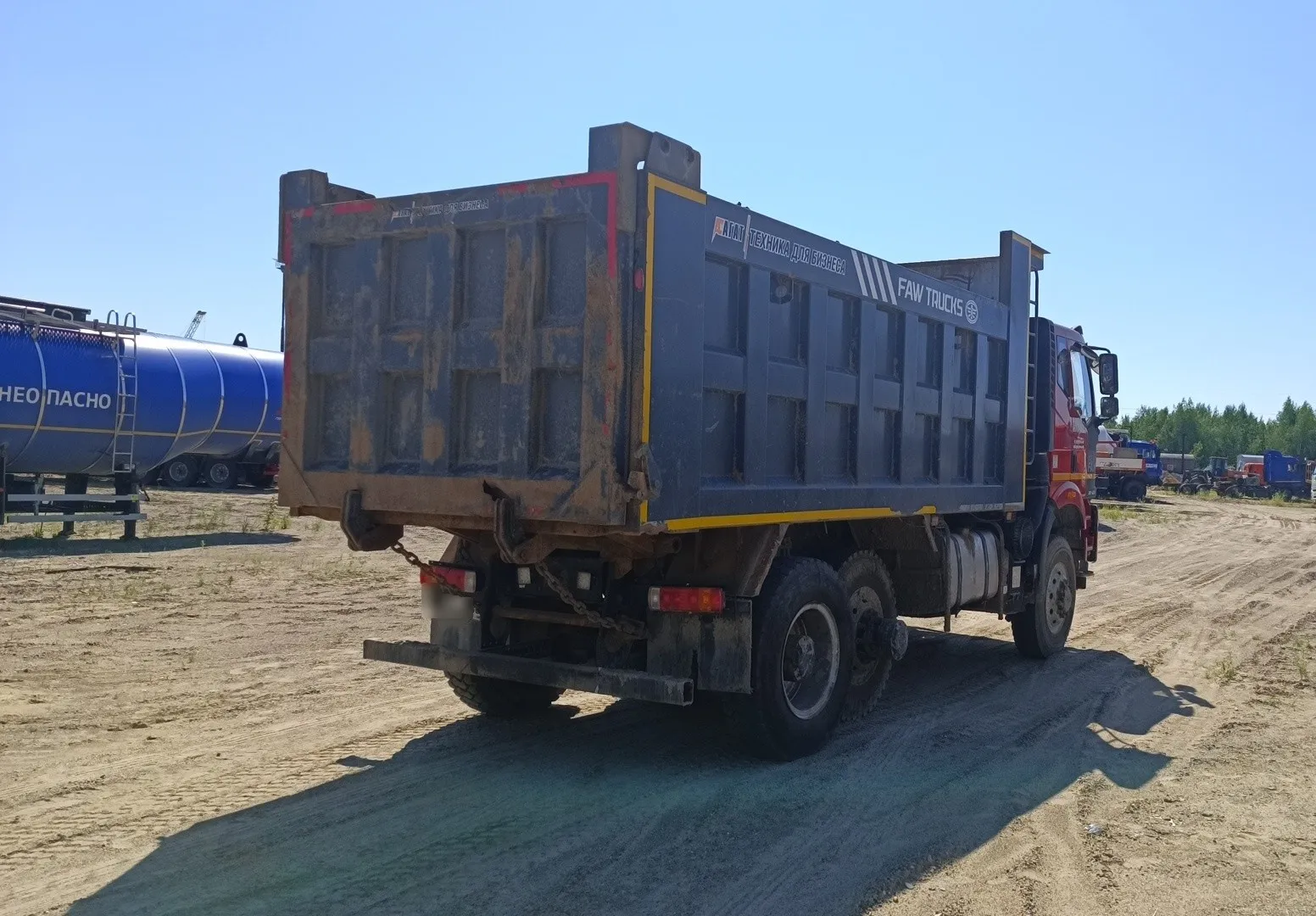 FAW J6* 6x6 Самосвал, фото 3