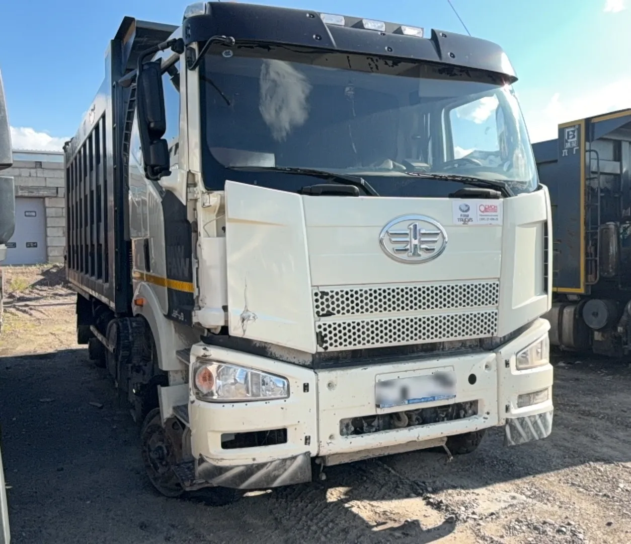 FAW J6* 6x4 Самосвал, фото 2