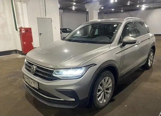 Volkswagen Tiguan, фото 2