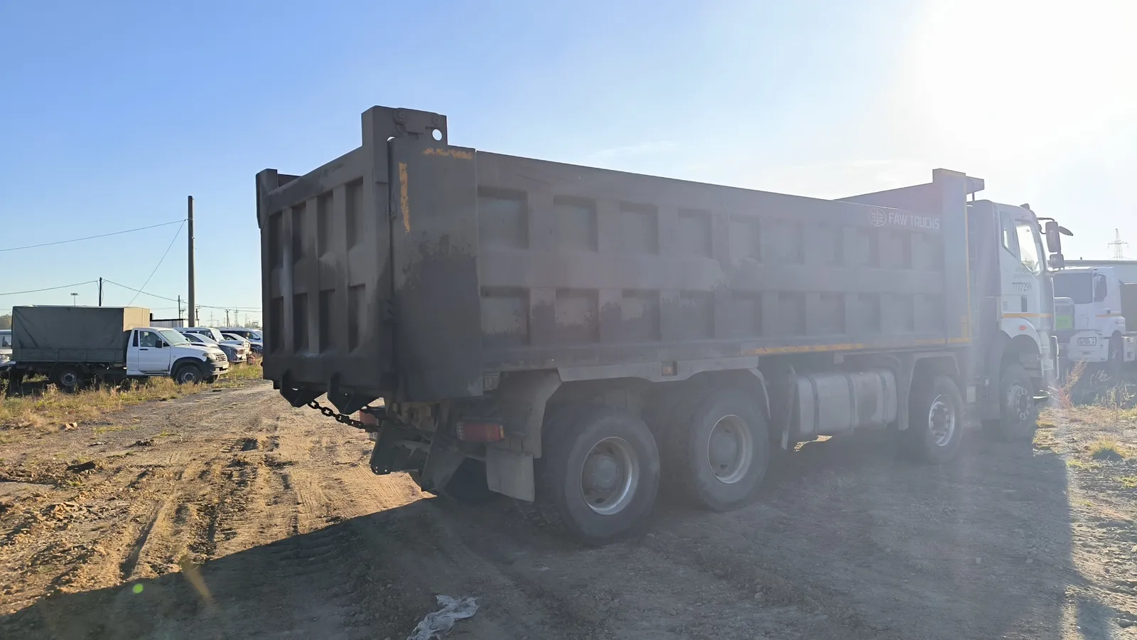 FAW J6 8x4 Самосвал, фото 3