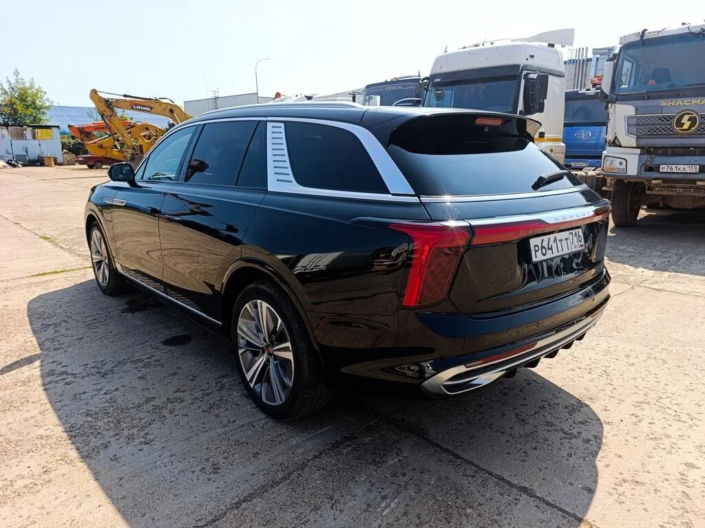 Hongqi E-HS 9, фото 3
