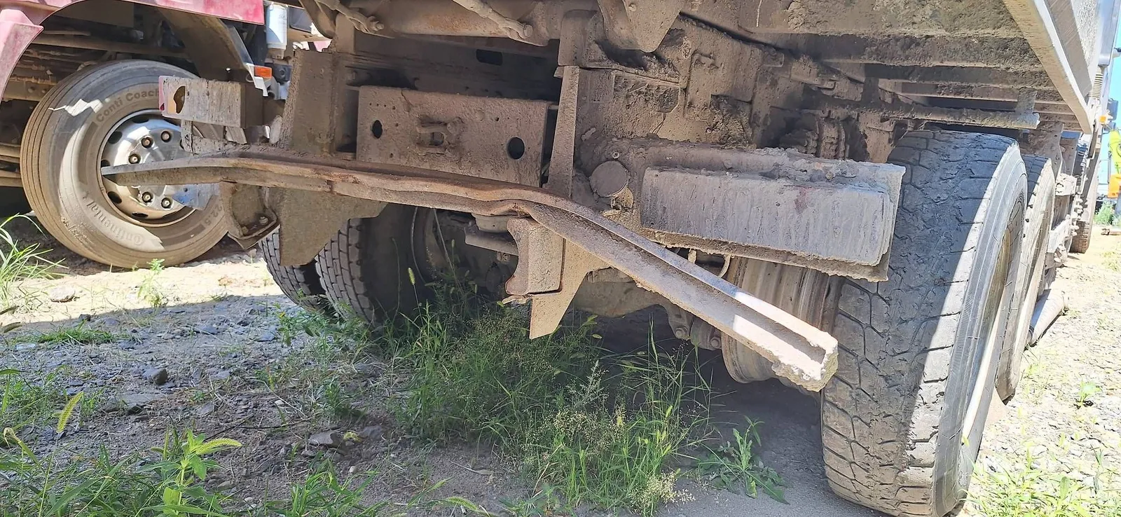 FAW CA 3310 8x4 Самосвал, фото 5