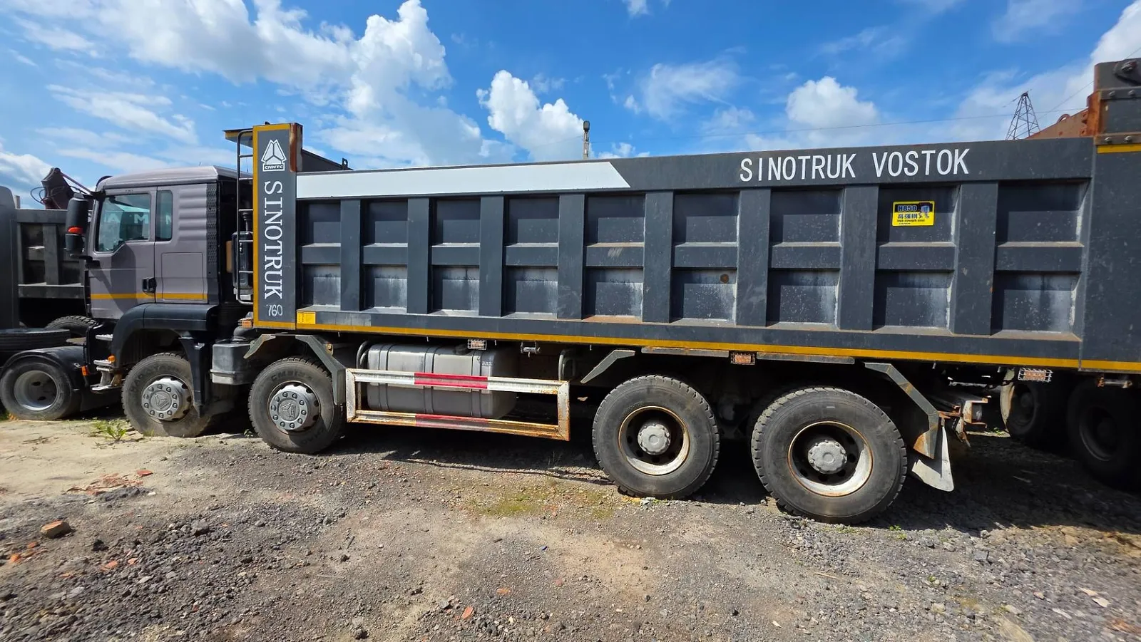 HOWO T5G 8x4 Самосвал, фото 4