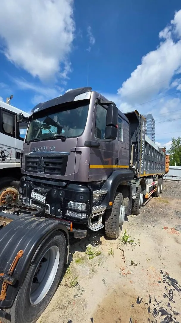 HOWO T5G 8x4 Самосвал, фото 3