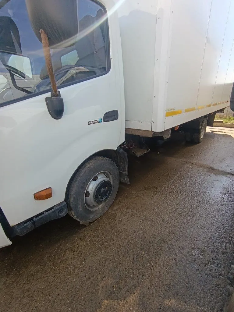 HINO 300, фото 4