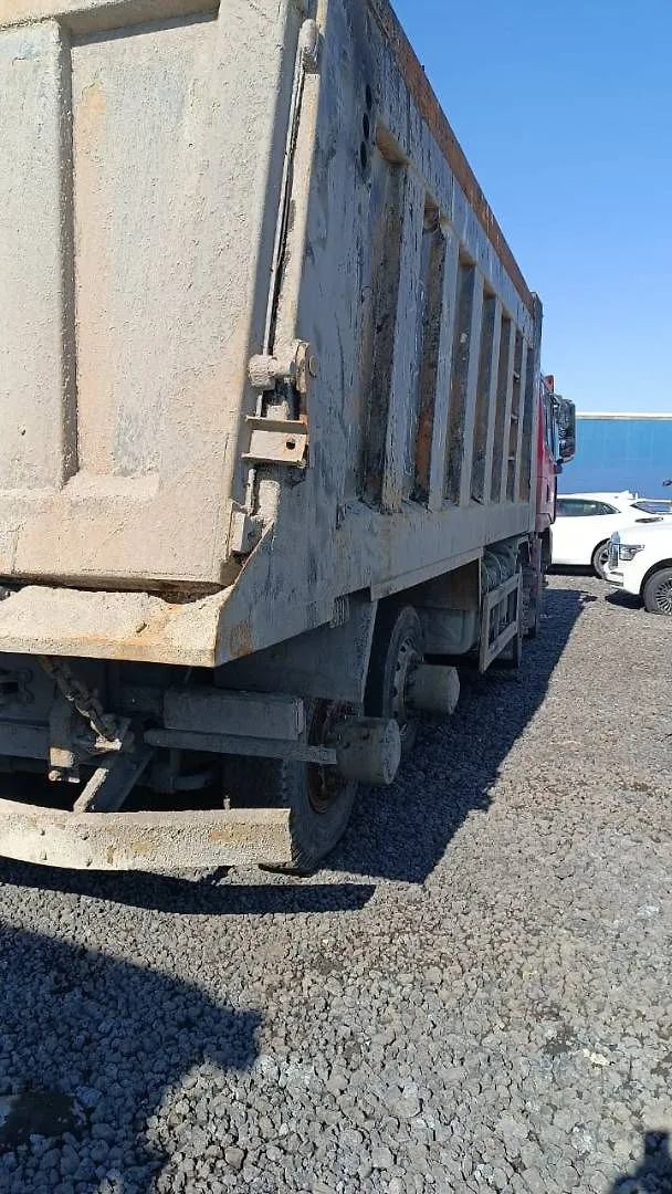 Shacman SX* 8x4 Самосвал, фото 5