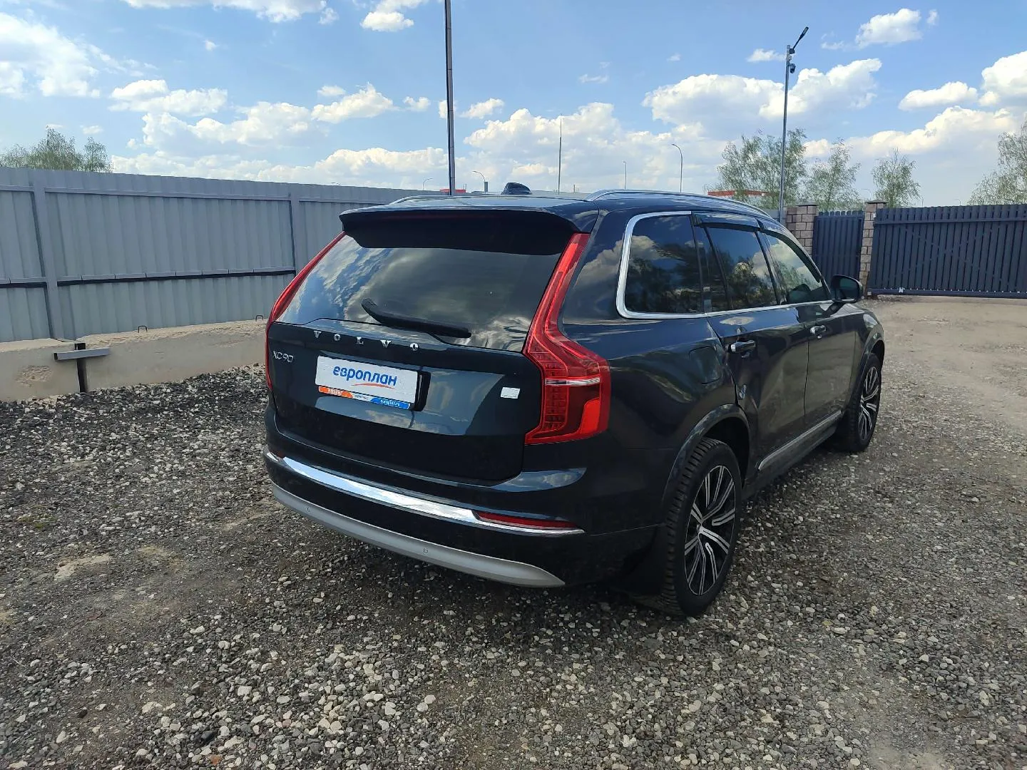 Volvo XC90 2.0 T8 TwinEngine Inscription 7s 4WD AT, фото 3