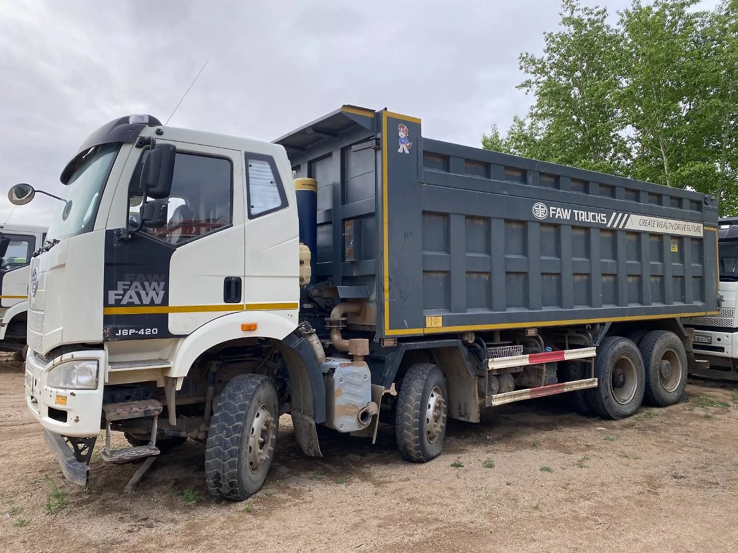 FAW CA 3310 8x4 Самосвал, фото 5
