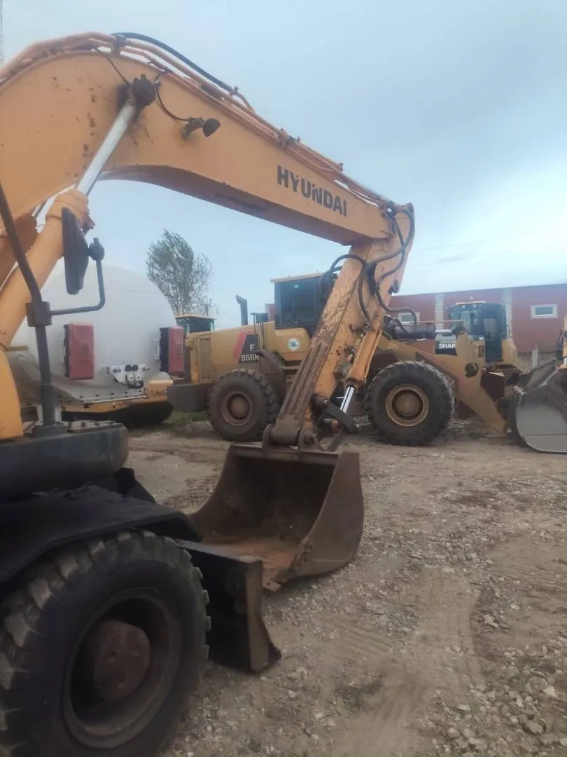 Hyundai R180* Экскаватор колесный, фото 4