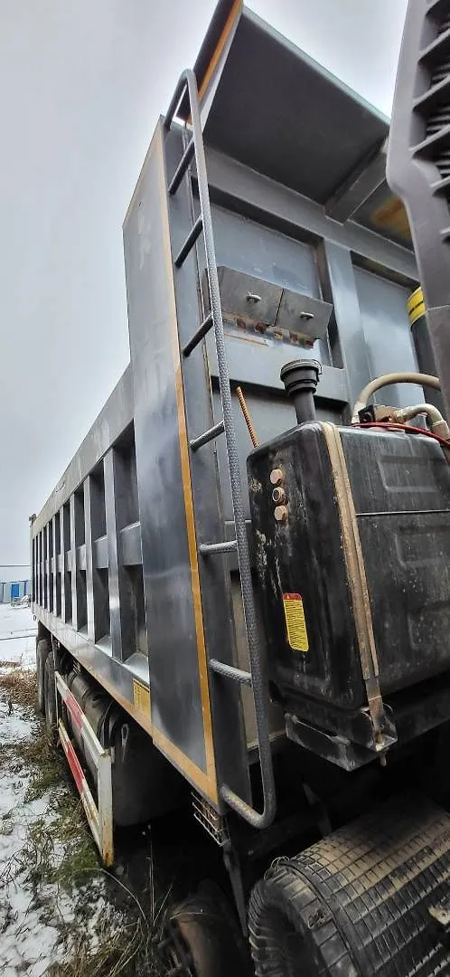 FAW CA 3310 8x4 Самосвал, фото 4