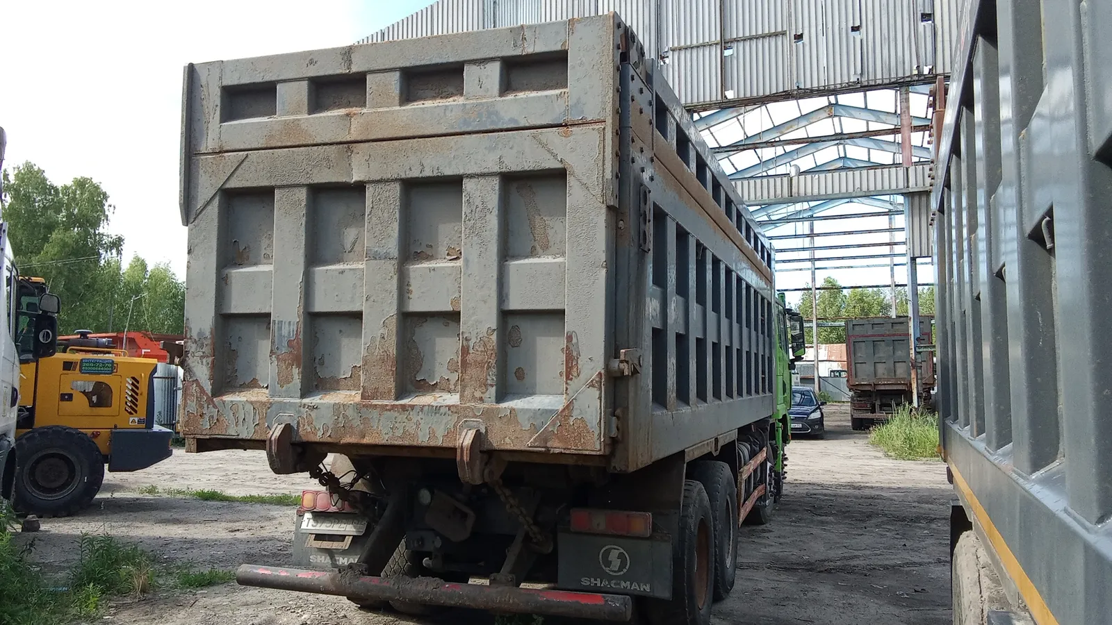 Shacman SX* 8x4 Самосвал, фото 3