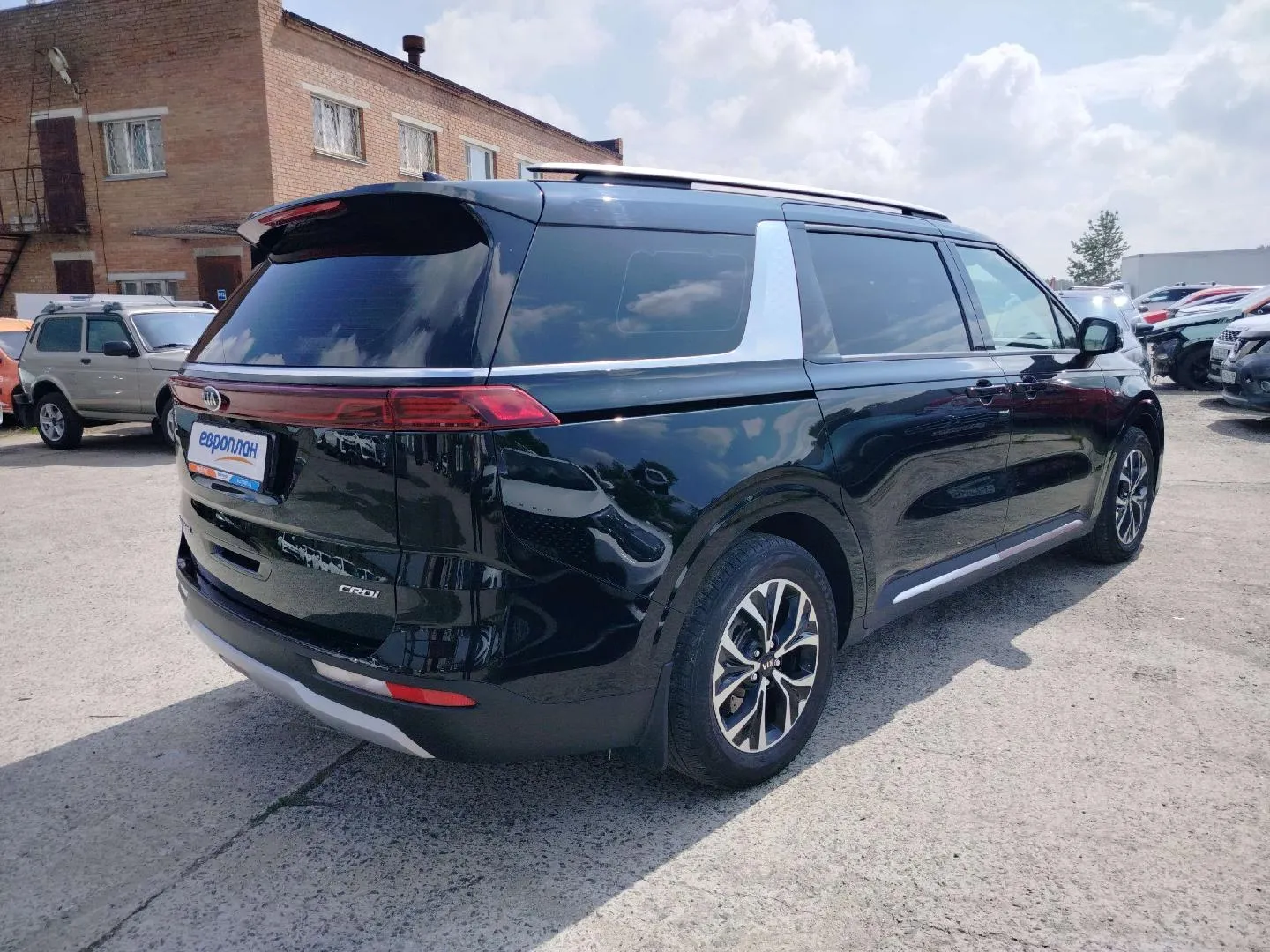 Kia Carnival Престиж 2.2 дизель АТ, фото 3