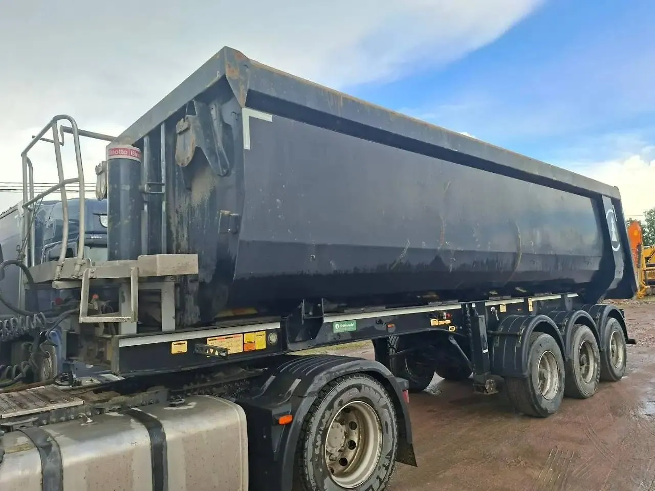 Grunwald 9453 Полуприцеп самосвальный, фото 2