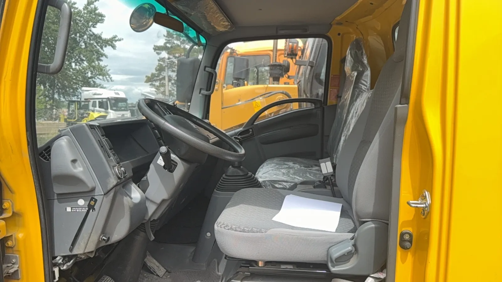 ISUZU ELF 10.5 4x2 Эвакуатор, фото 5