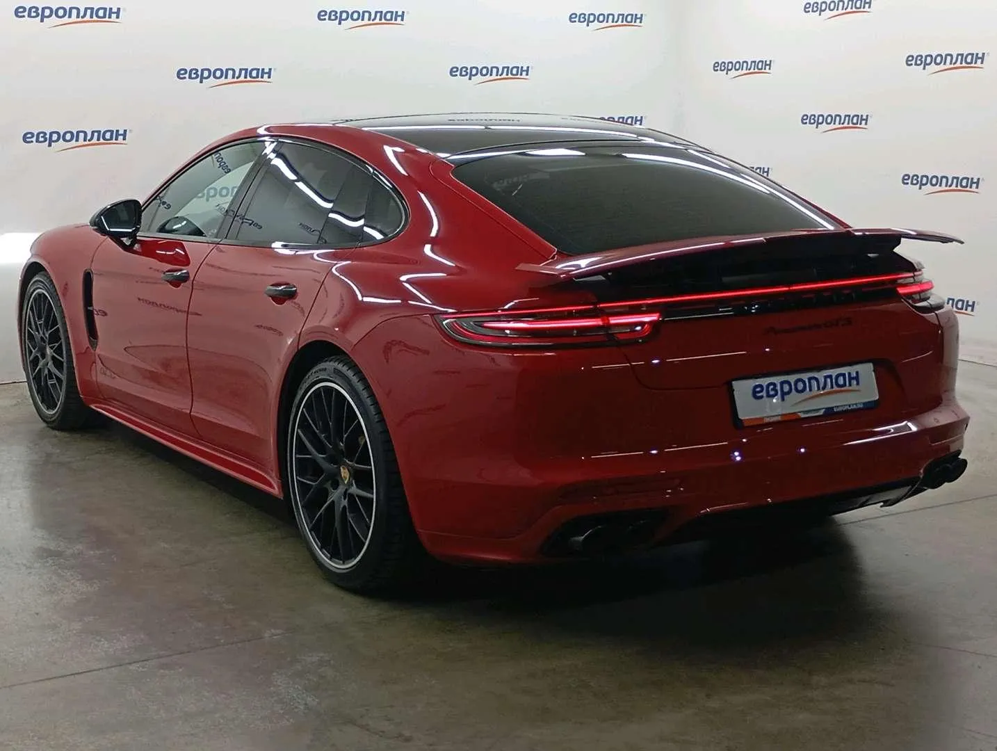 Porsche Panamera 4.0 GTS, фото 4
