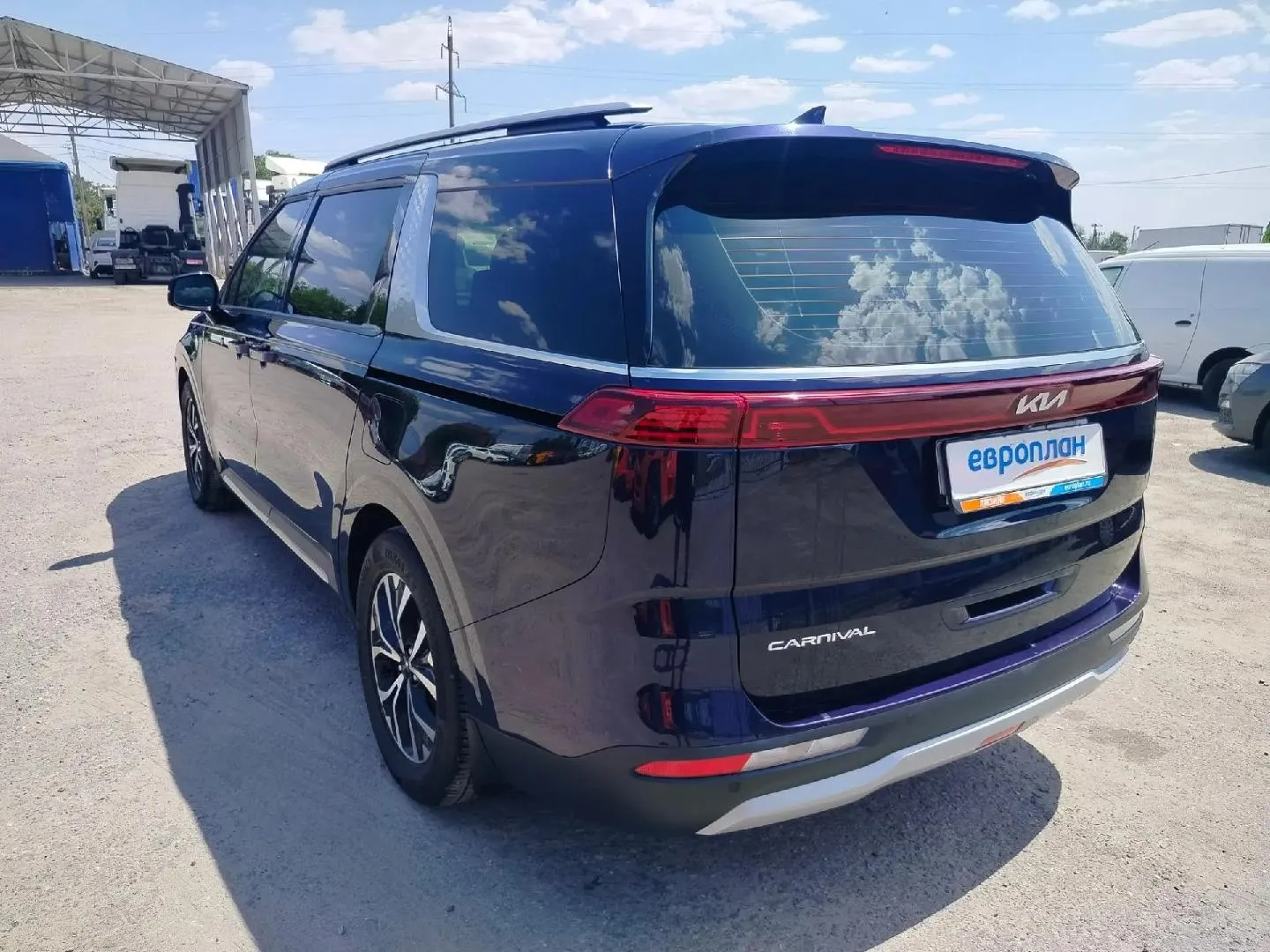 Kia Carnival Престиж 2.2 дизель АТ, фото 4