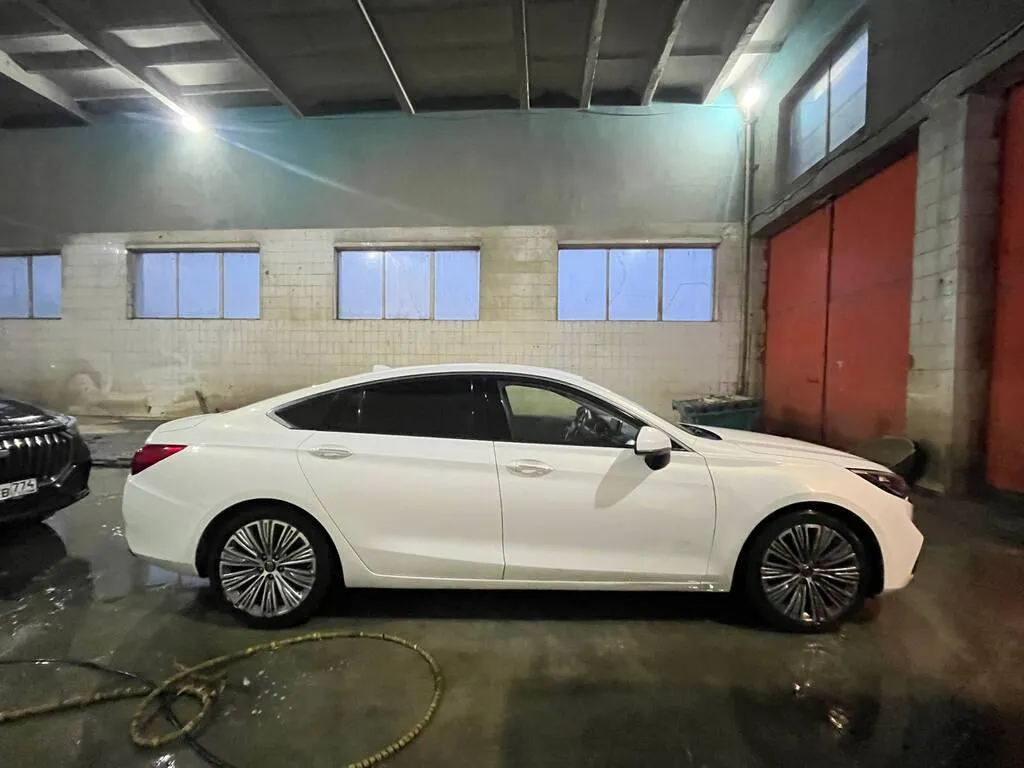 Hongqi H5, фото 3