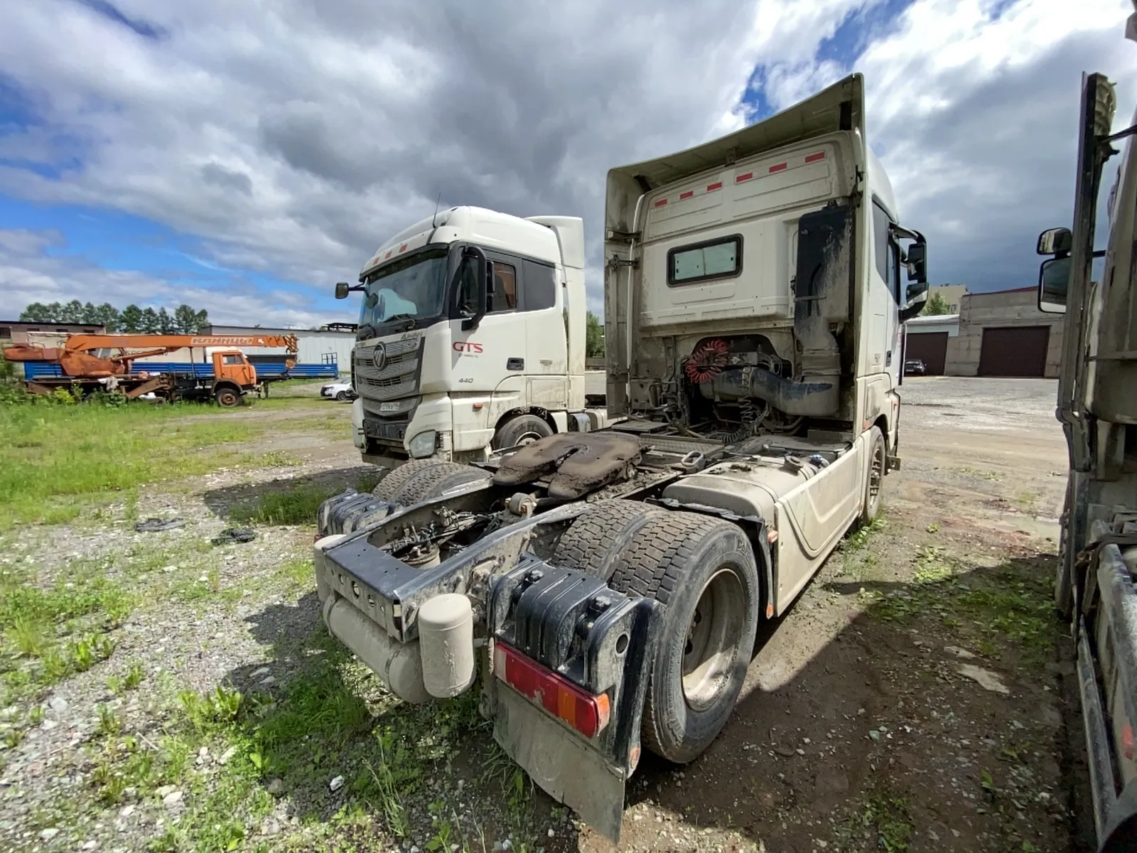 Foton AUMAN 4x2 Седельный тягач, фото 3