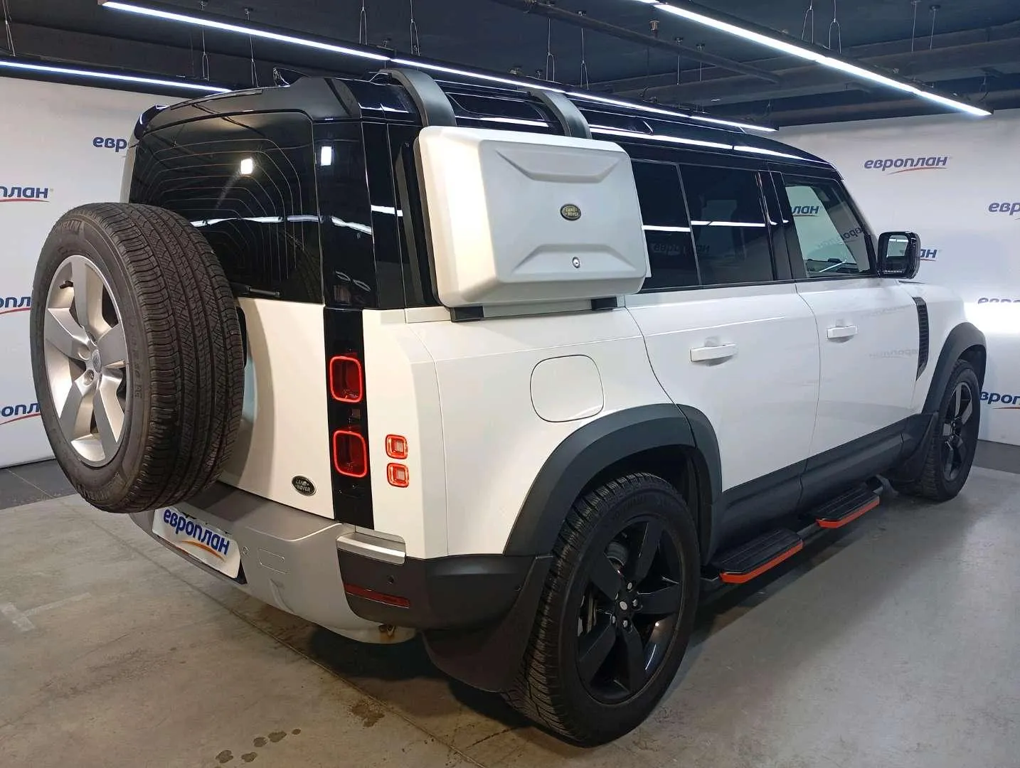Land Rover Defender 110, фото 3