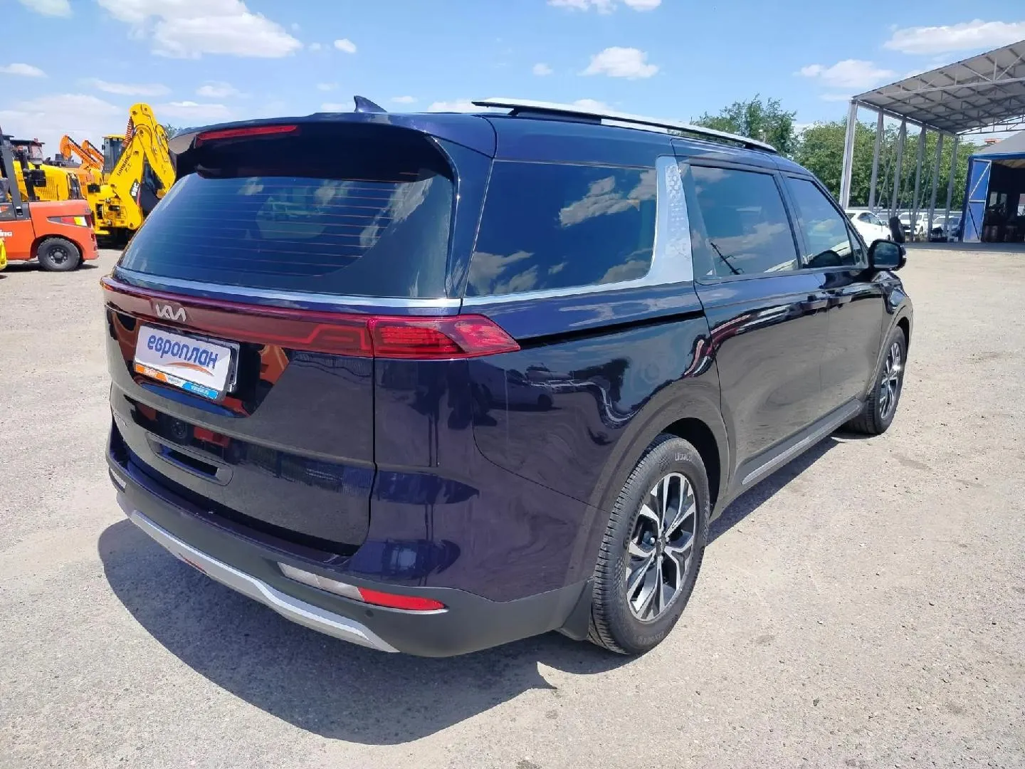 Kia Carnival Престиж 2.2 дизель АТ, фото 3