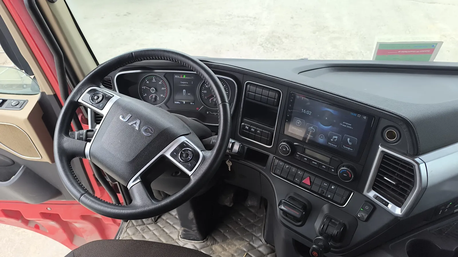 JAC K7 4x2 Седельный тягач, фото 5