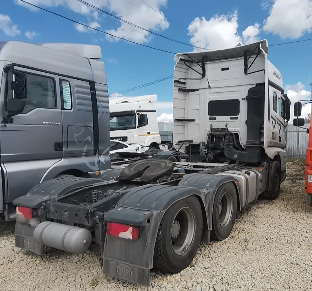 FAW CA 4250 6X4 Седельный тягач, фото 3