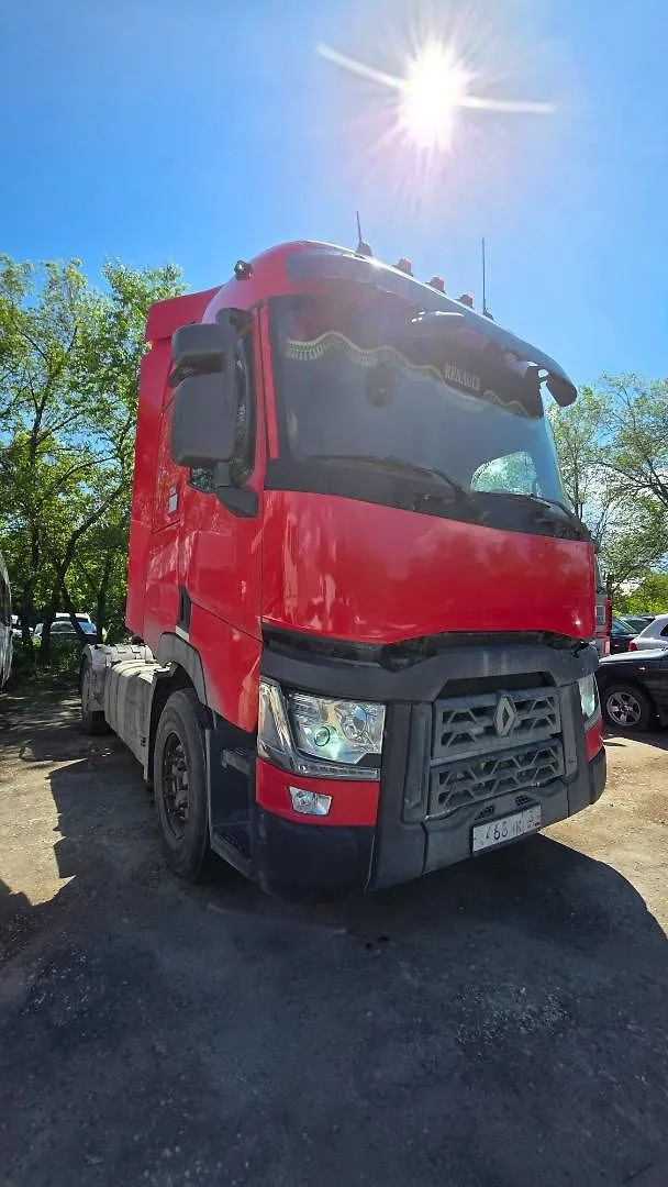 Renault T 4x2 Седельный тягач, фото 2