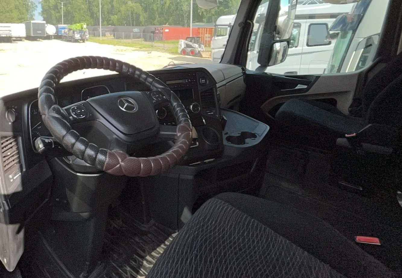 Mercedes-Benz Actros 4x2 Седельный тягач, фото 3