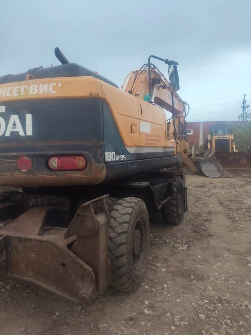 Hyundai R180* Экскаватор колесный, фото 5