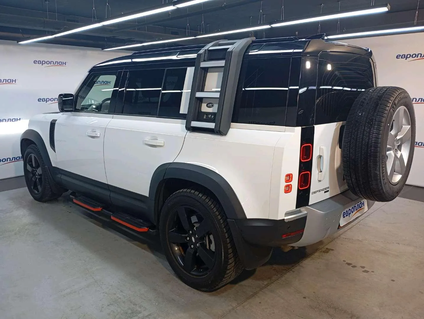 Land Rover Defender 110, фото 4