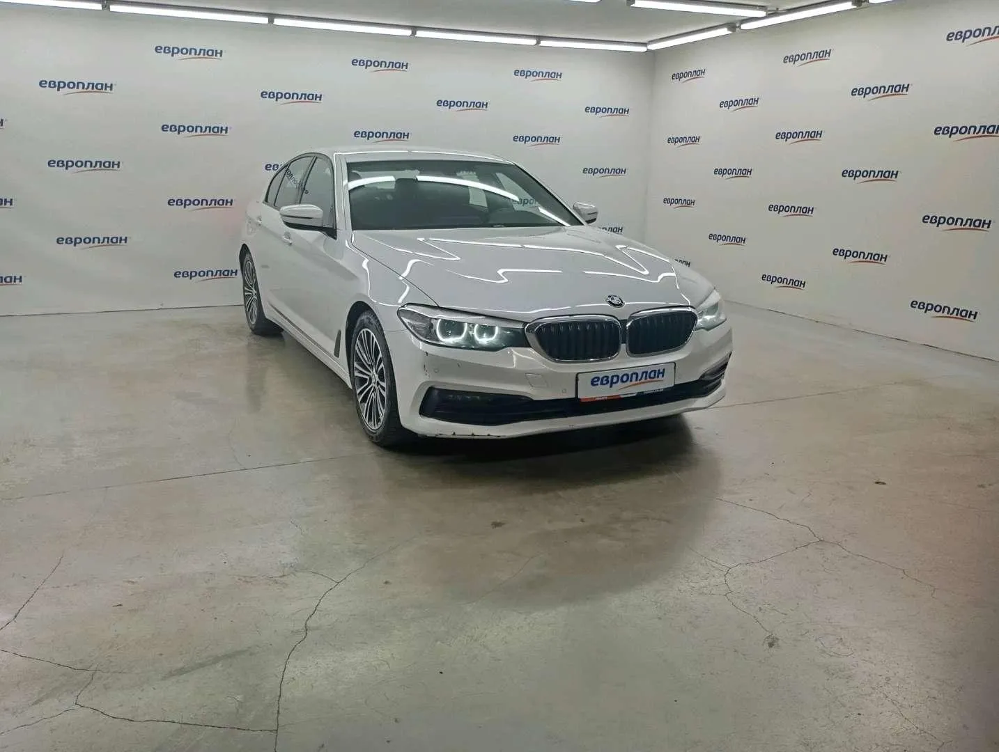 BMW 5 серия 520д, фото 2