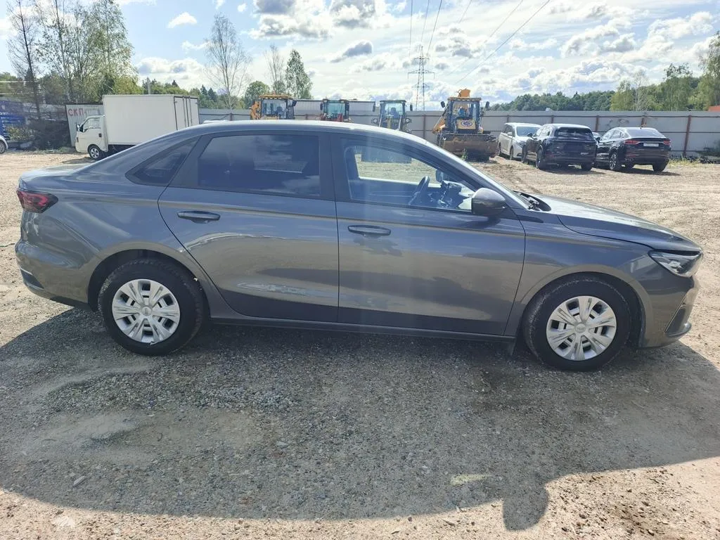 Geely EMGRAND, фото 4