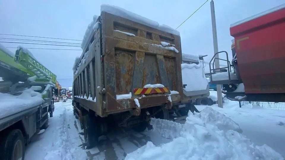 Shacman SX* 8x4 Самосвал, фото 4