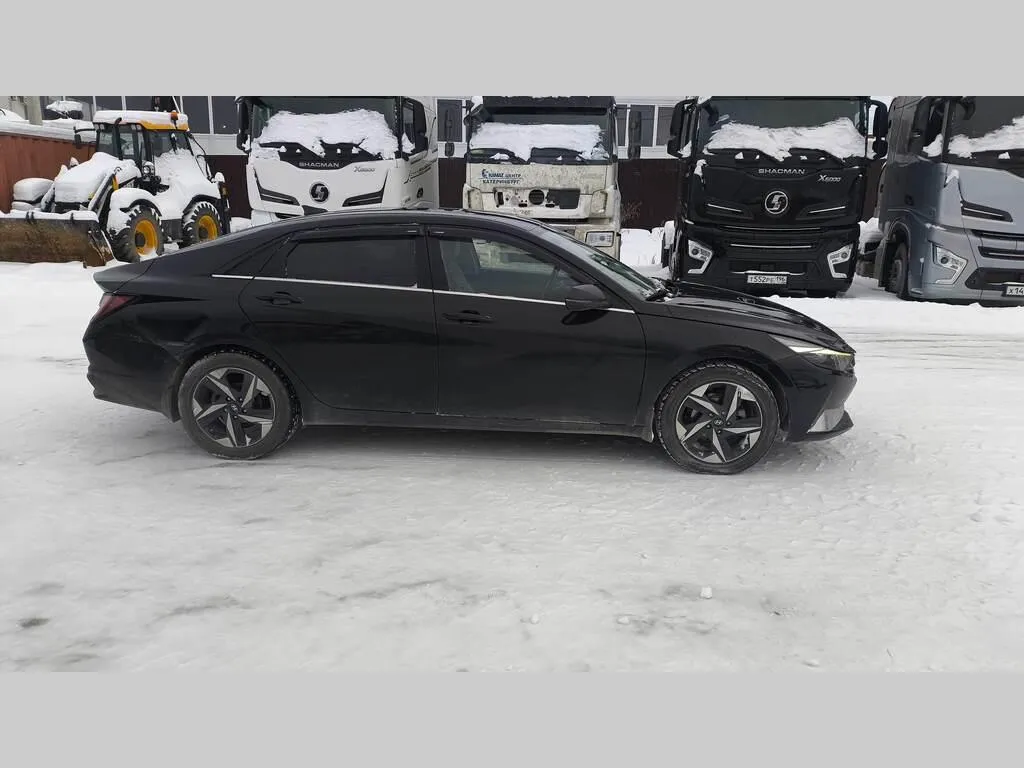 Hyundai ELANTRA, фото 4