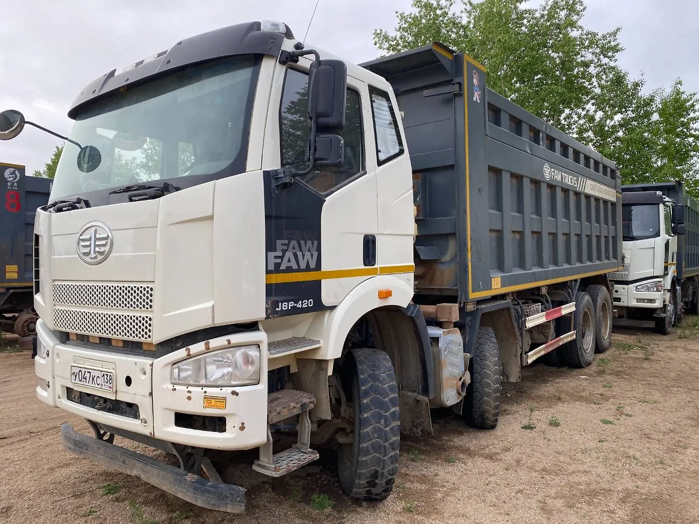 FAW CA 3310 8x4 Самосвал, фото 3