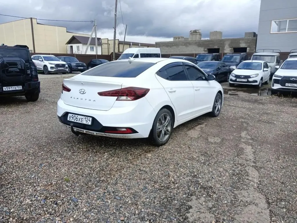 Hyundai ELANTRA, фото 4